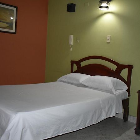 La Posada Del Viajero อีบาเก ภายนอก รูปภาพ