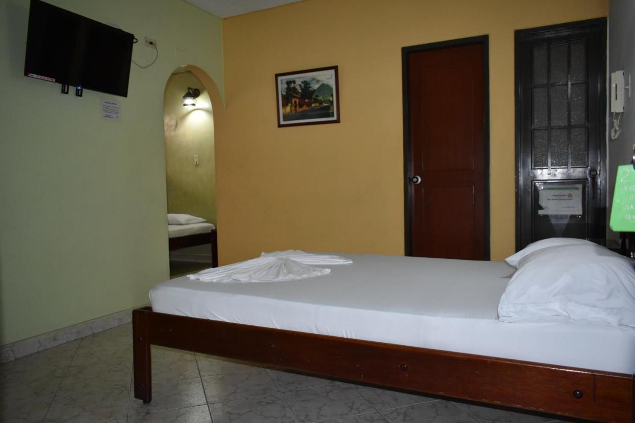 La Posada Del Viajero อีบาเก ภายนอก รูปภาพ
